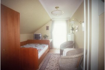 Austria Privát Graz, Exteriorul